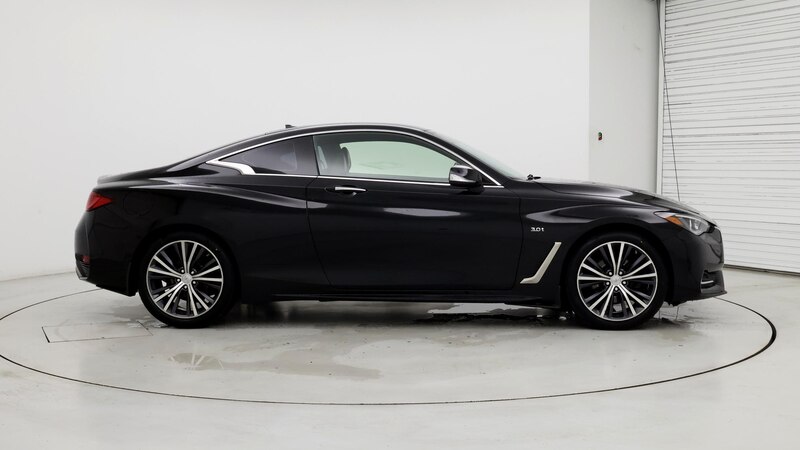 2017 INFINITI Q60 Premium 7