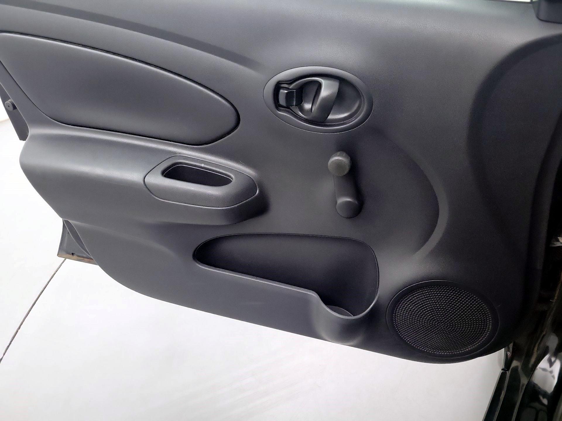 Thumbnail: 2015 Nissan Versa - 10