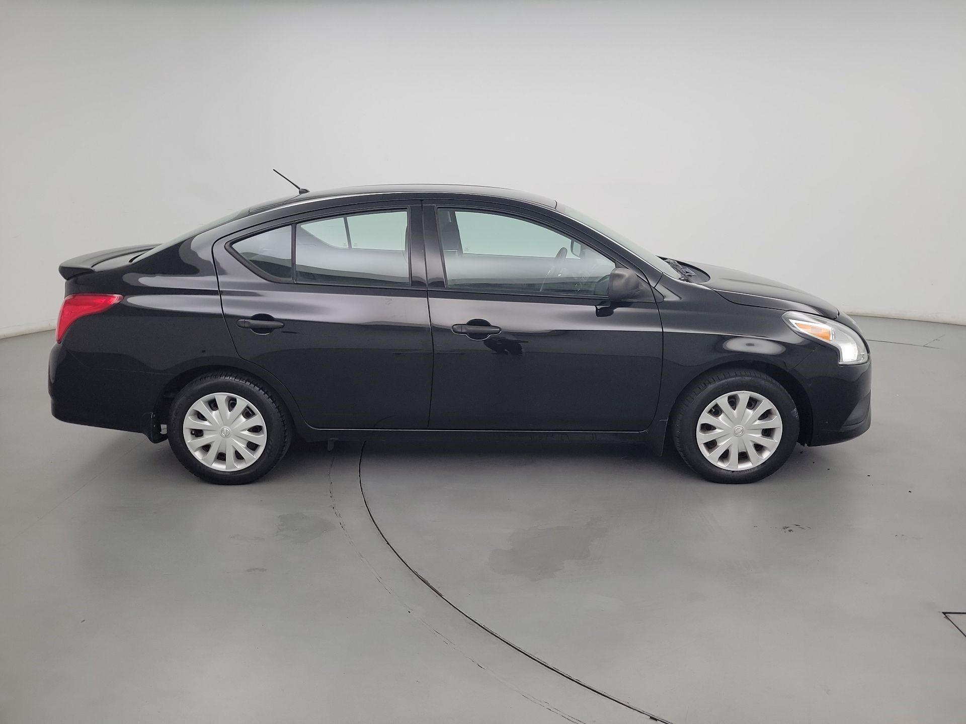 Thumbnail: 2015 Nissan Versa - 4