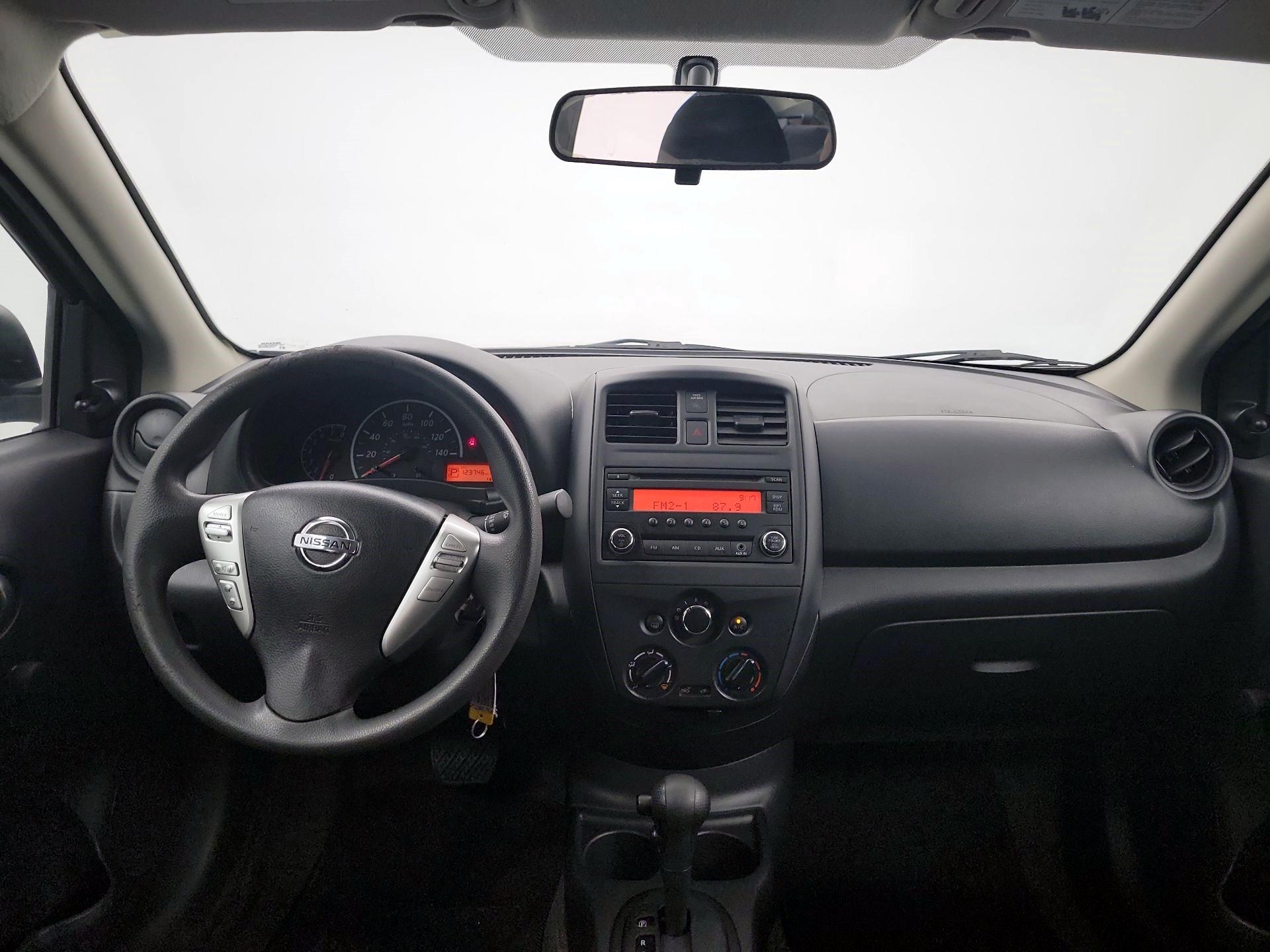 Thumbnail: 2015 Nissan Versa - 8