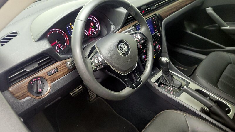 2022 Volkswagen Passat Limited Edition 9