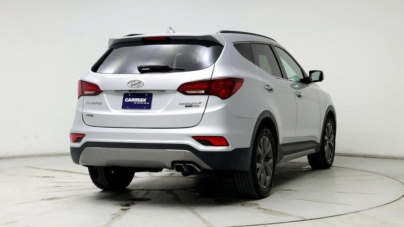 2017 Hyundai Santa Fe Sport 2.0T Ultimate 8