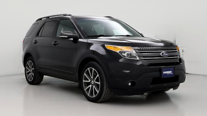 2015 Ford Explorer XLT Hero Image