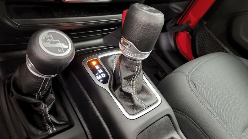 2021 Jeep Wrangler Unlimited Sahara 18