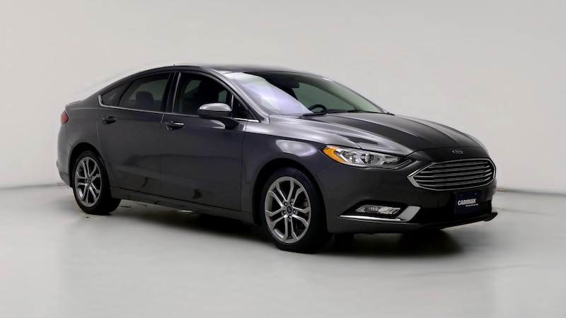 2017 Ford Fusion SE Hero Image