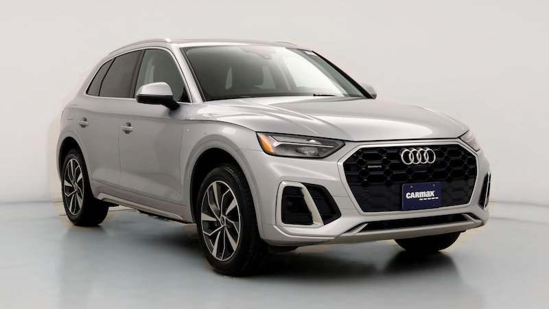 2022 Audi Q5 e Premium Plus Hero Image