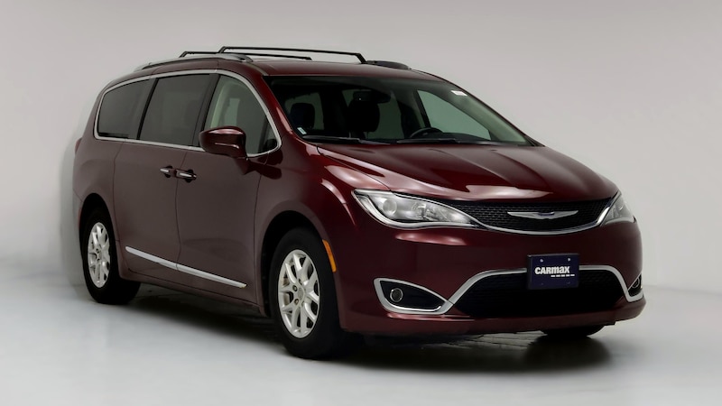 2020 Chrysler Pacifica Touring L Hero Image