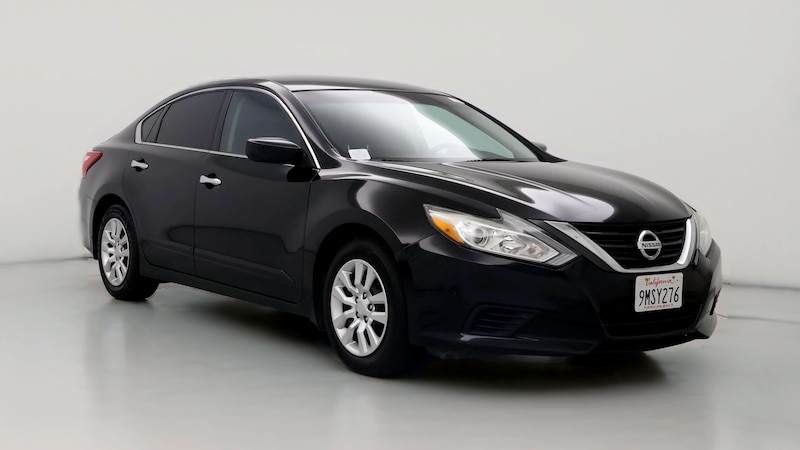 2016 Nissan Altima S Hero Image