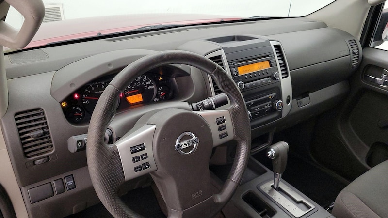 2015 Nissan Frontier S 9