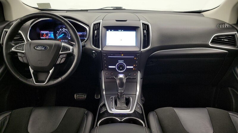 2016 Ford Edge Sport 9