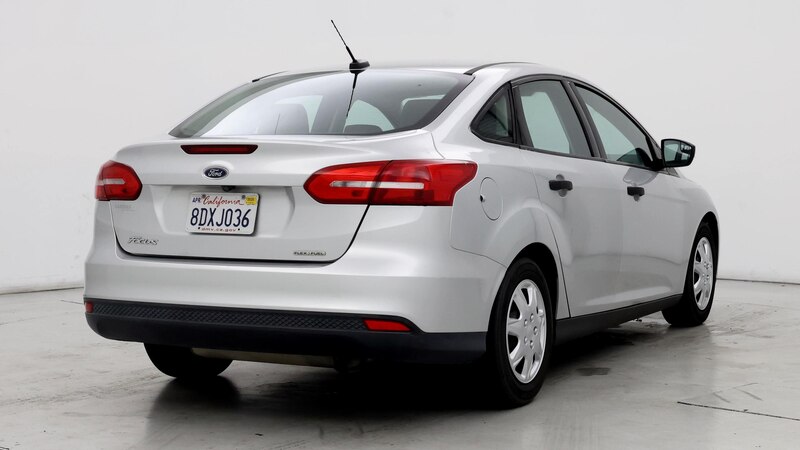 2016 Ford Focus S 8