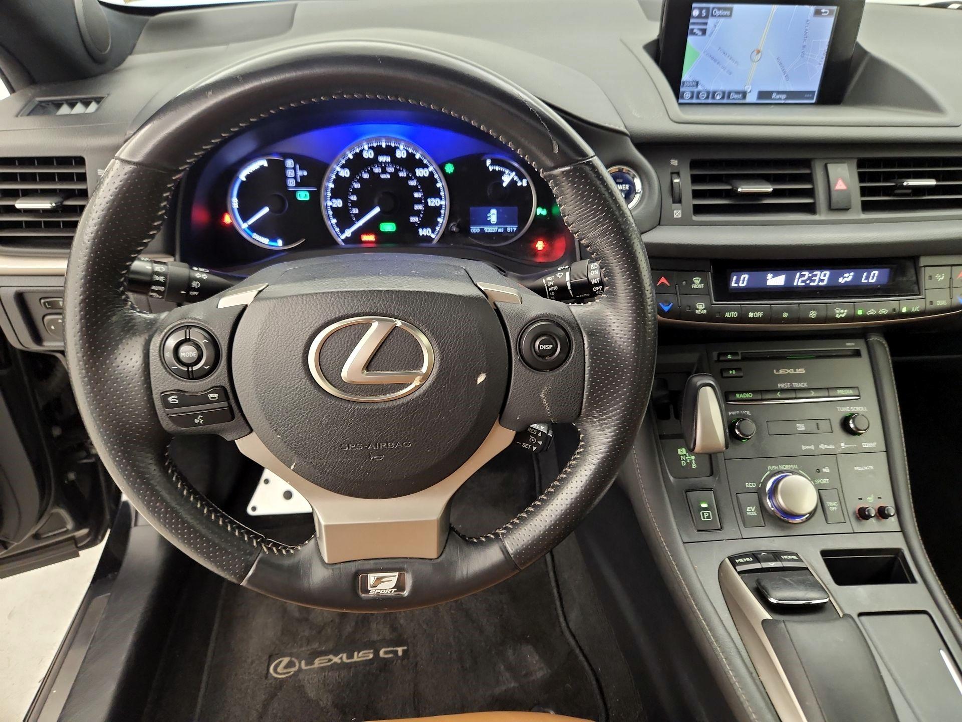 Thumbnail: 2014 Lexus CT - 10