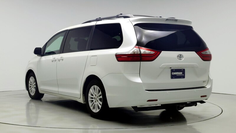 2016 Toyota Sienna XLE Premium 2