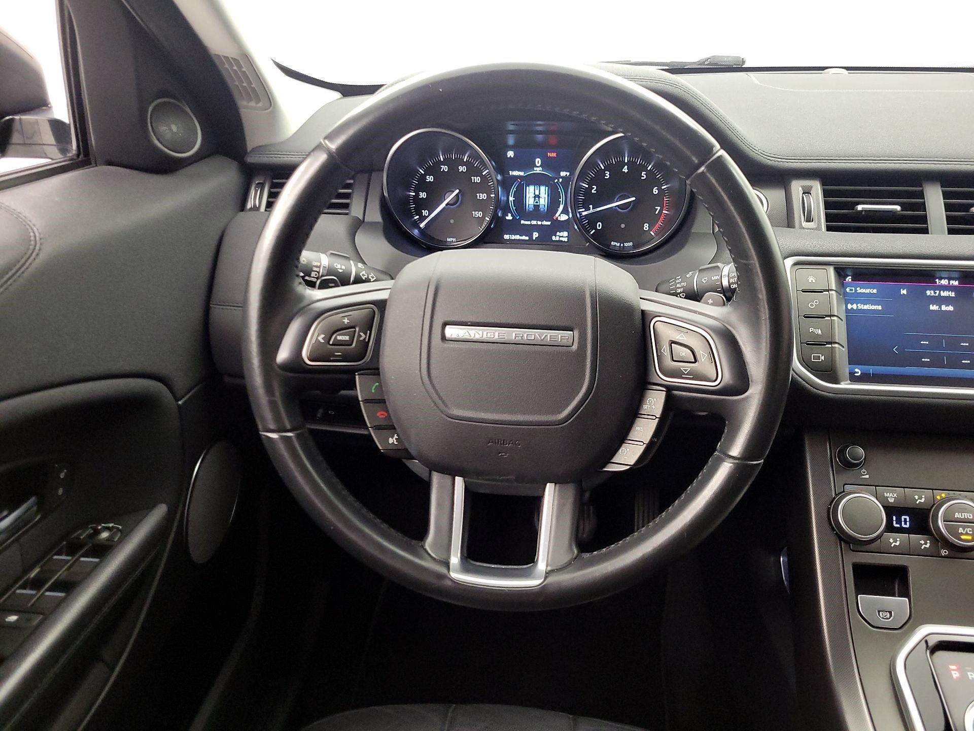 Thumbnail: 2019 Land Rover Range Rover Evoque - 10