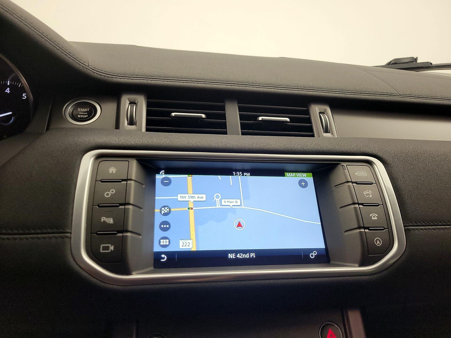 Thumbnail: 2019 Land Rover Range Rover Evoque - 14