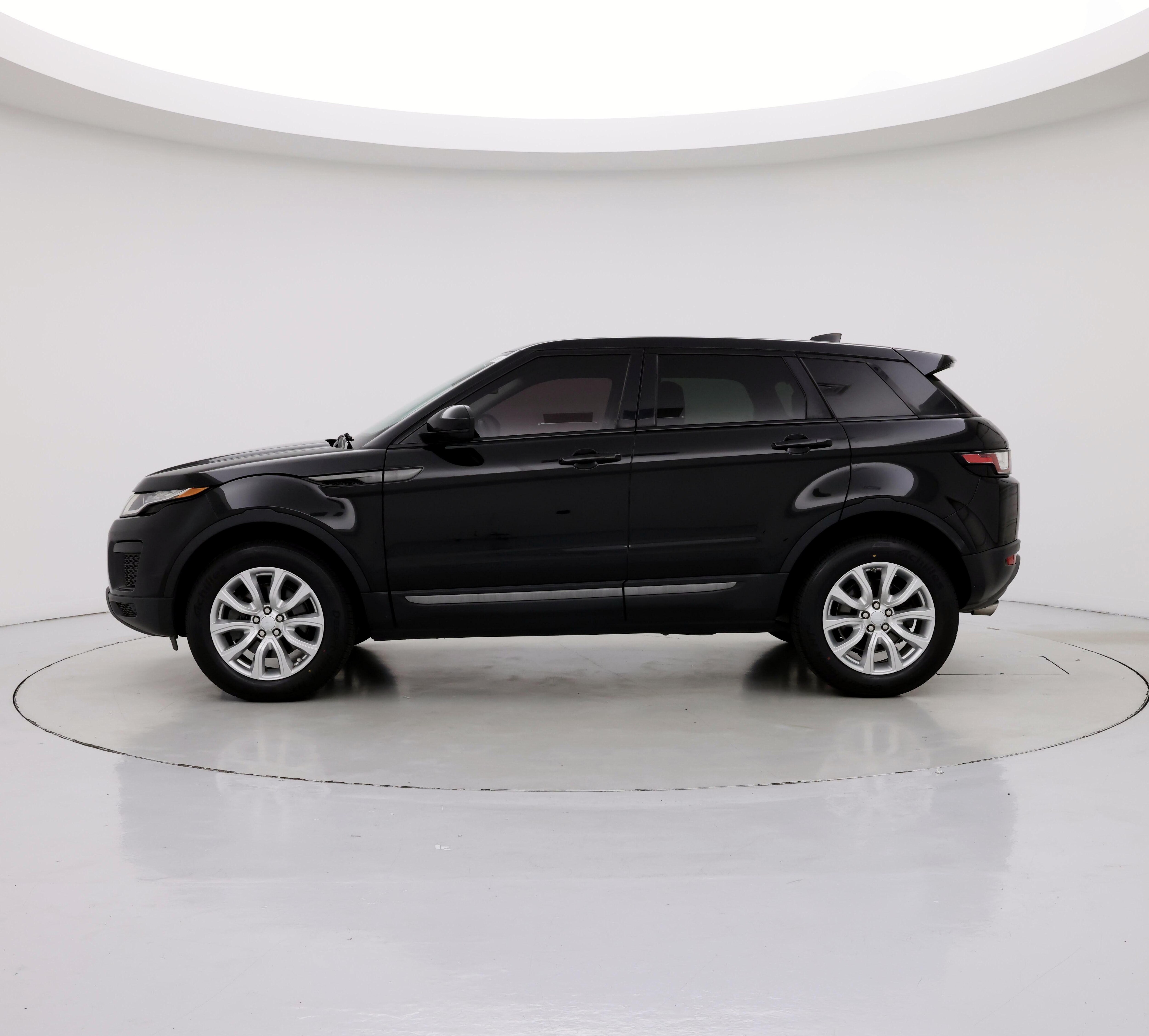 Thumbnail: 2019 Land Rover Range Rover Evoque - 3