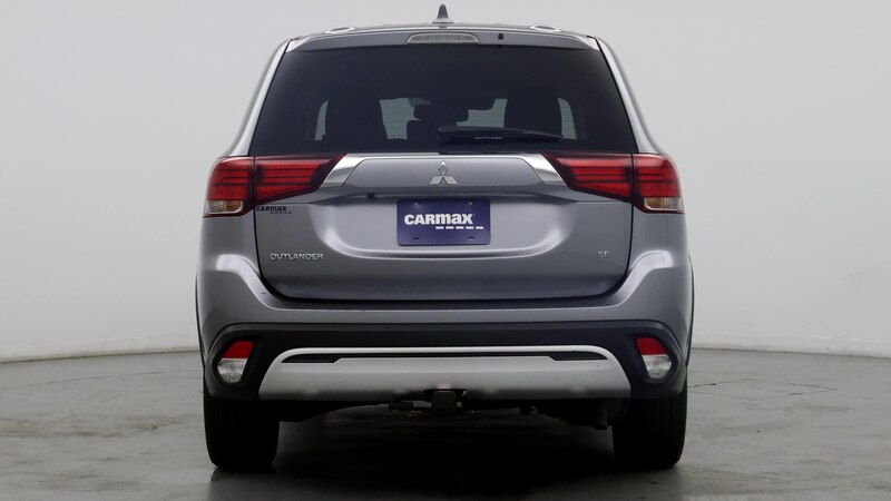 2020 Mitsubishi Outlander SE 2