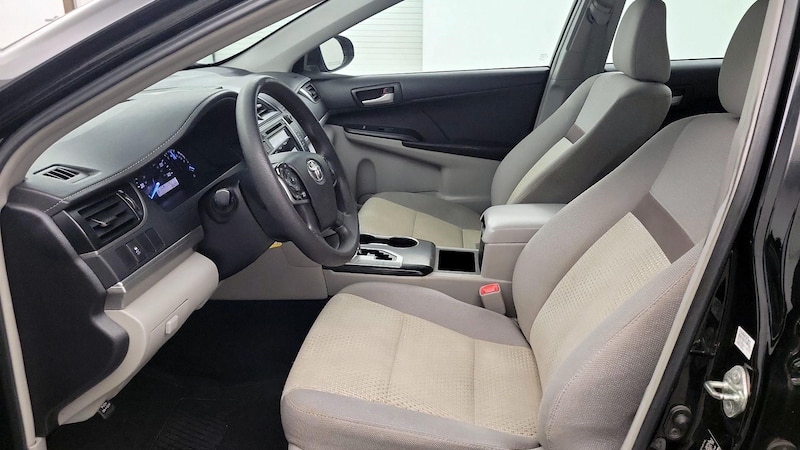 2014 Toyota Camry L 9