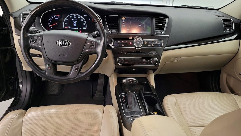 2016 Kia Cadenza Premium 8