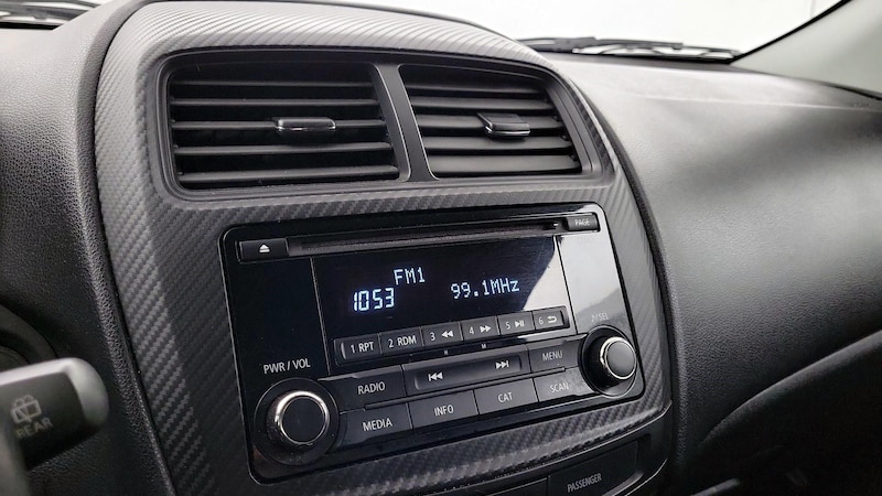 2015 Mitsubishi Outlander Sport ES 12