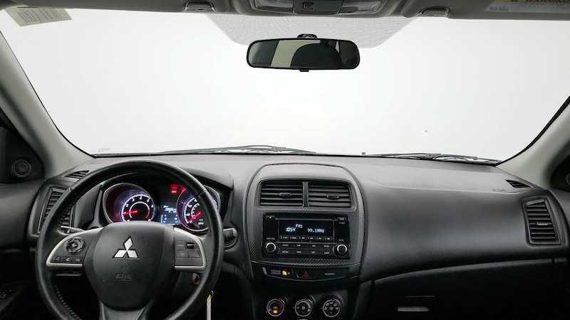 2015 Mitsubishi Outlander Sport ES 8