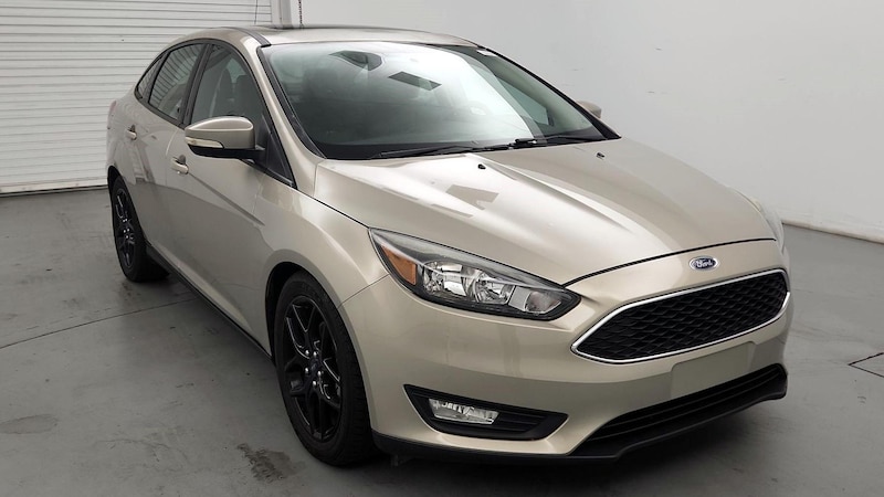 2016 Ford Focus SE Hero Image