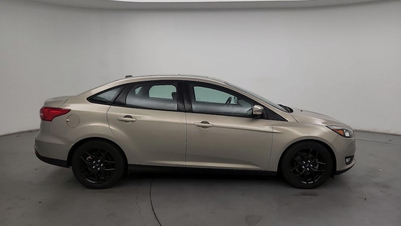 2016 Ford Focus SE 4