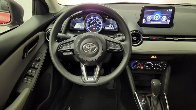 2019 Toyota Yaris LE 10