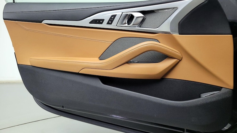 2020 BMW 8 Series 850i 12