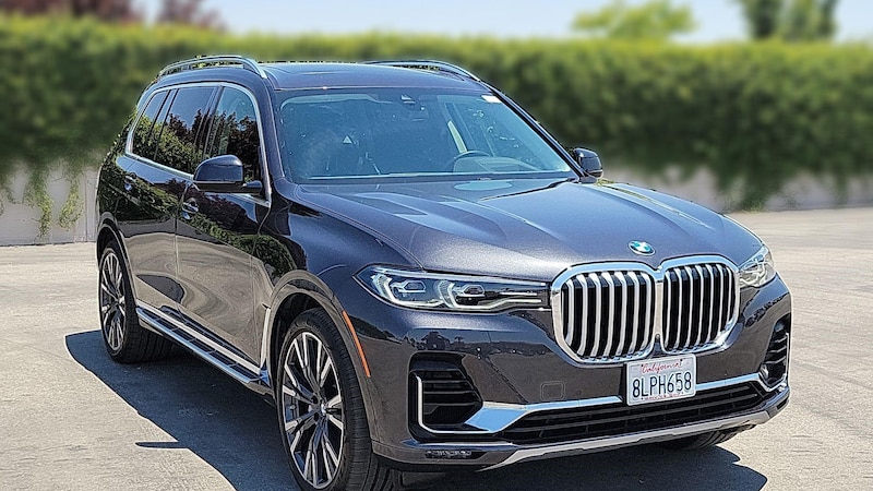 2019 BMW X7 xDrive40i Hero Image