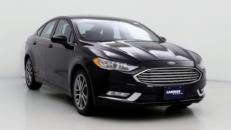 2017 Ford Fusion SE Hero Image