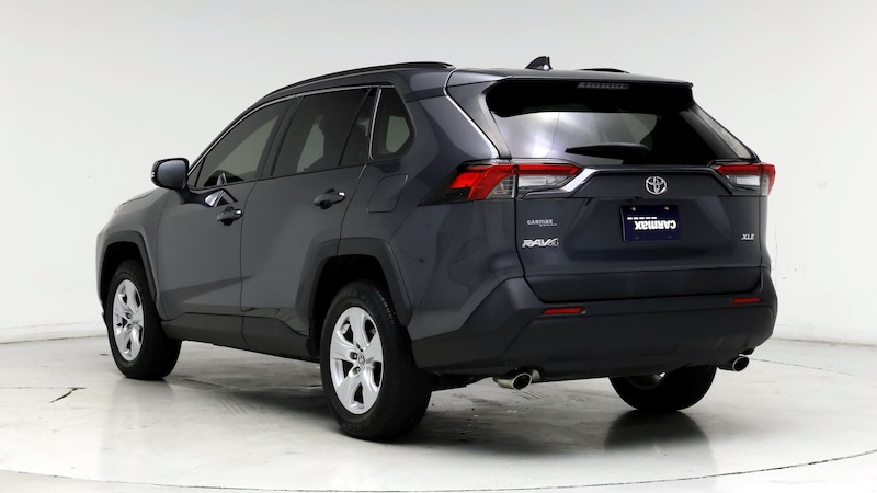 2021 Toyota RAV4 XLE 2