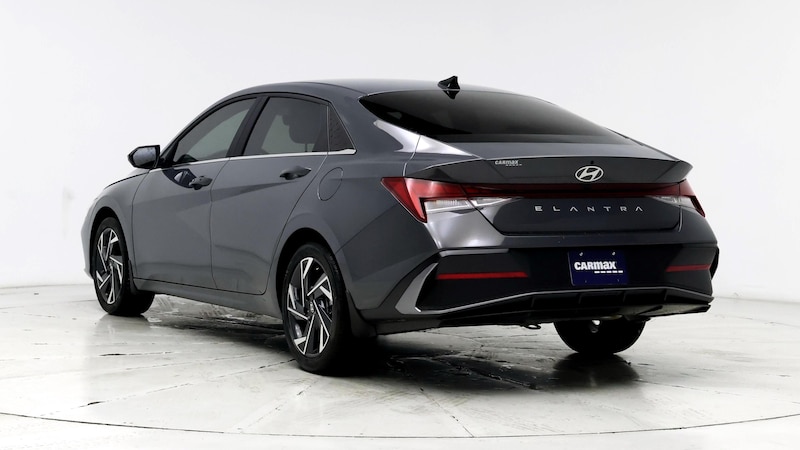 2024 Hyundai Elantra SEL 2