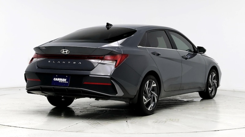 2024 Hyundai Elantra SEL 8