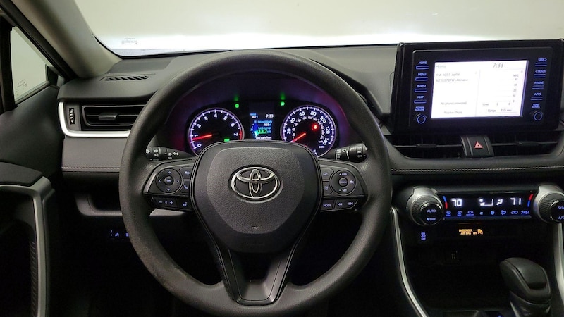 2019 Toyota RAV4 XLE 10