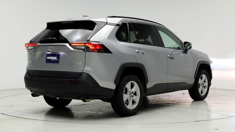 2019 Toyota RAV4 XLE 8