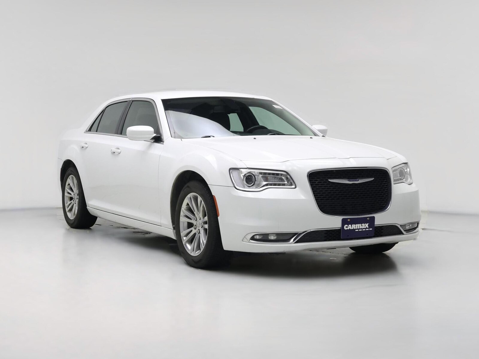 2019 Chrysler 300