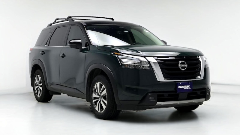 2023 Nissan Pathfinder SL Hero Image