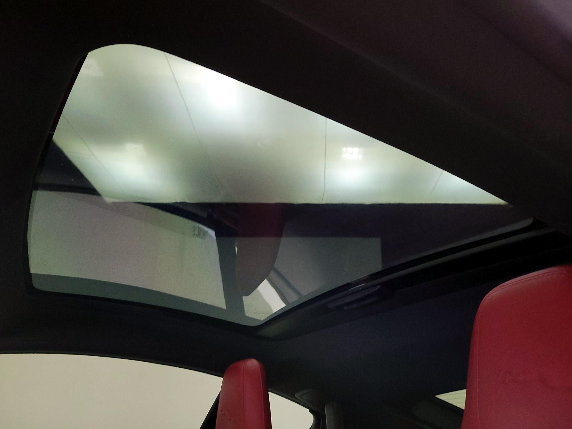 Thumbnail: 2022 Jaguar F-Type - 19
