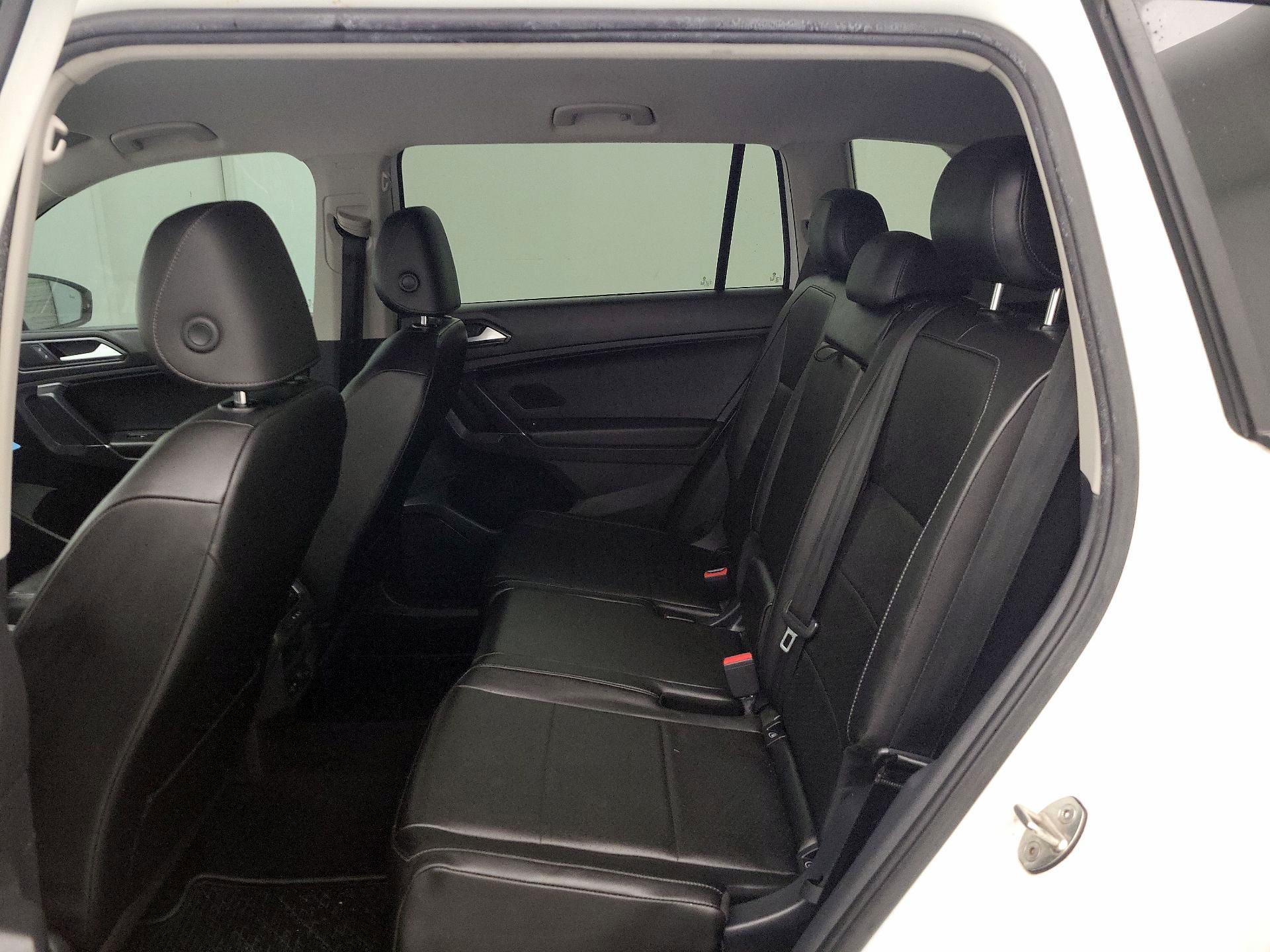 Thumbnail: 2018 Volkswagen Tiguan - 20