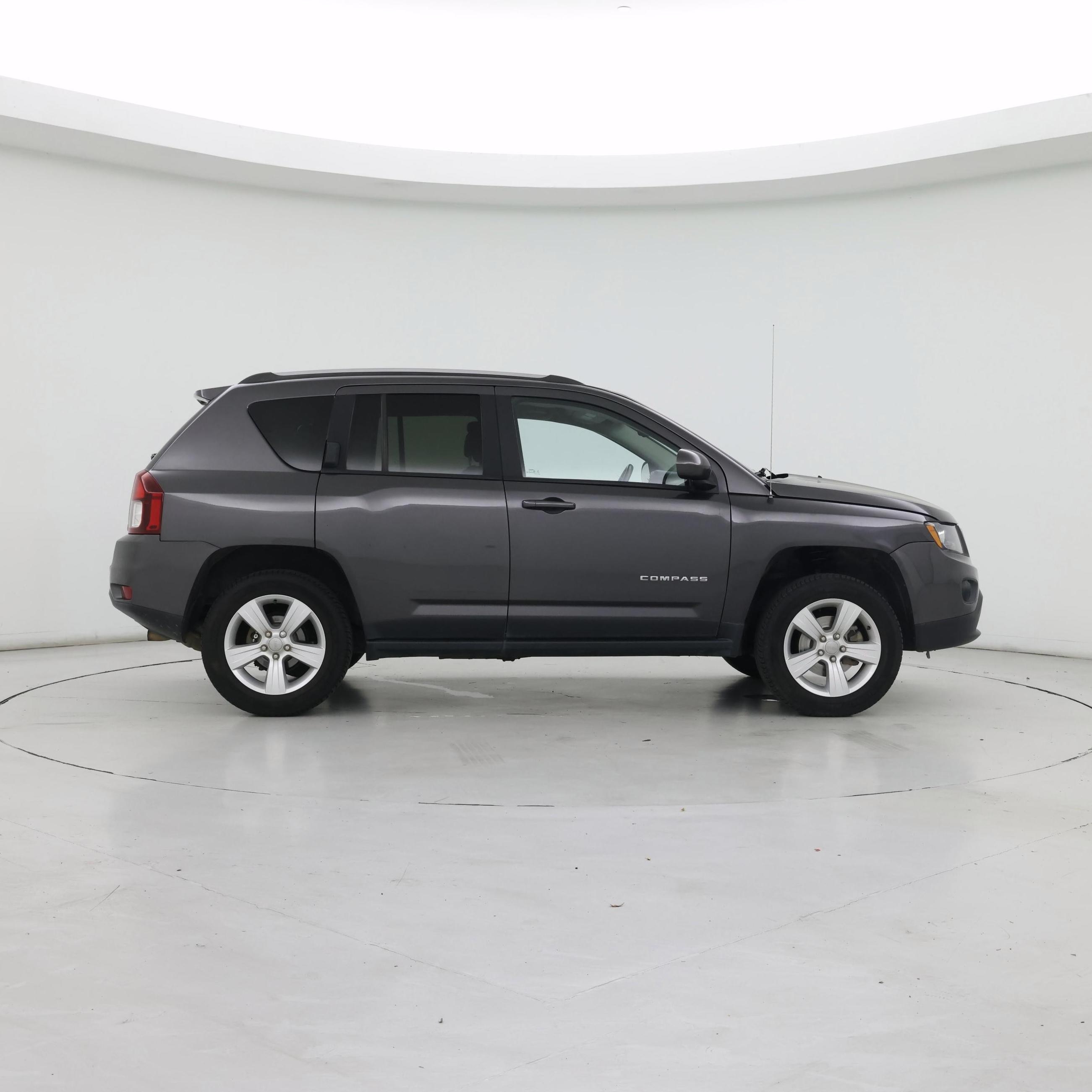 Thumbnail: 2016 Jeep Compass - 7