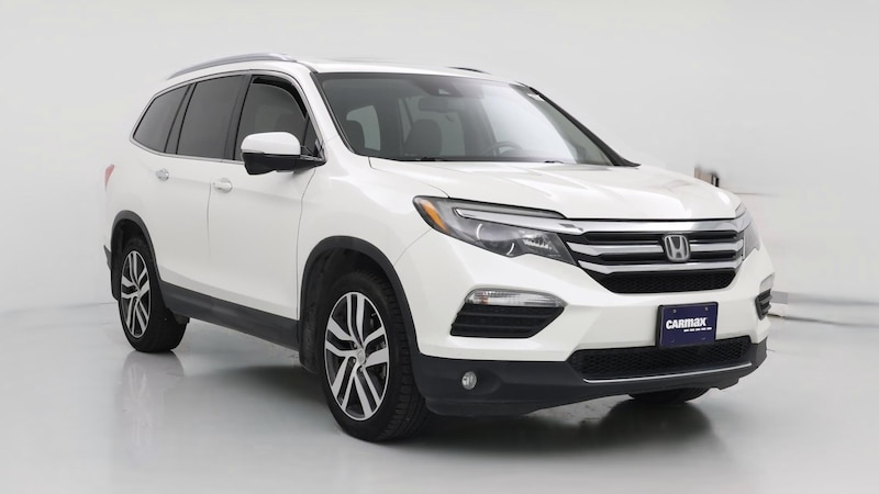 2017 Honda Pilot Touring Hero Image