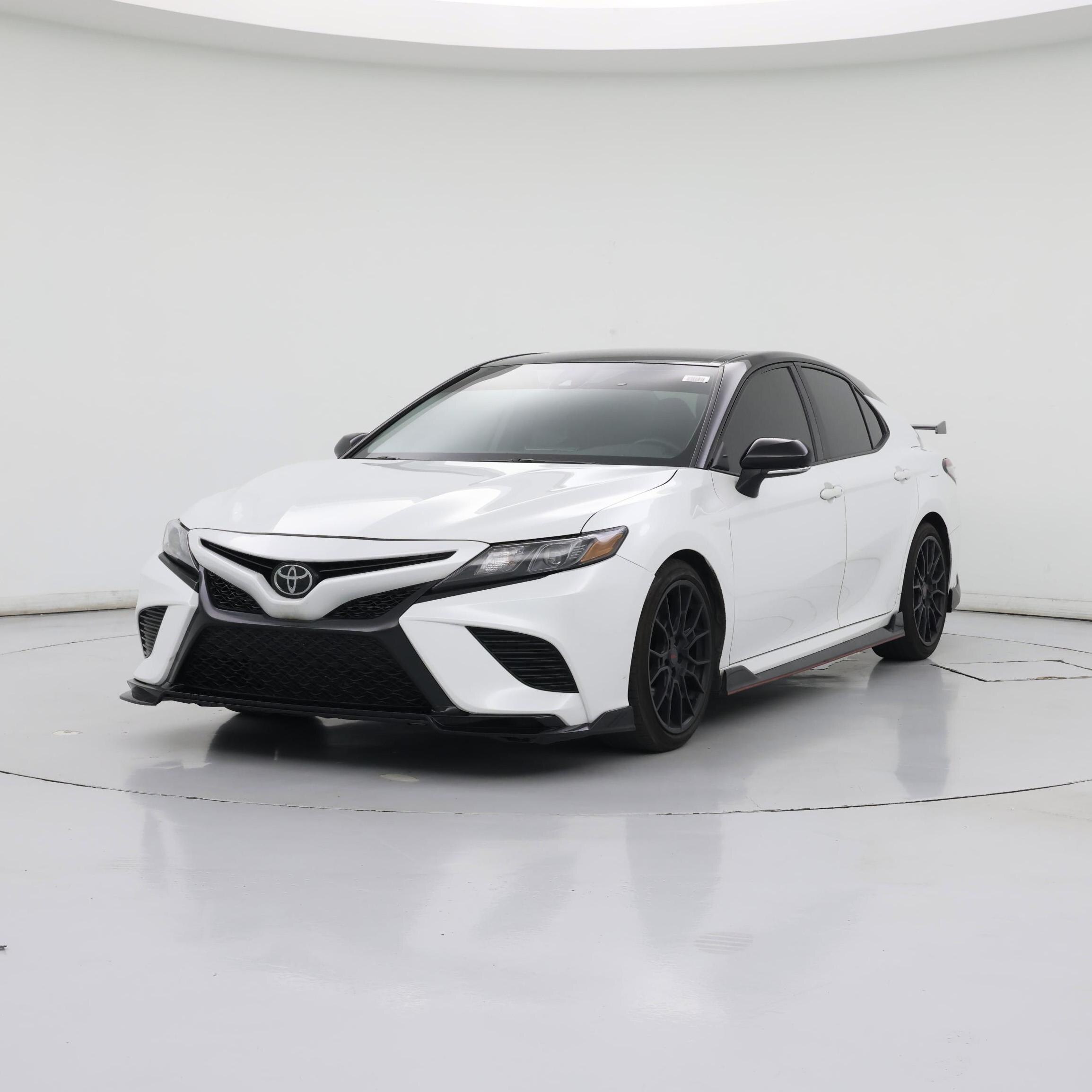 Thumbnail: 2023 Toyota Camry - 4