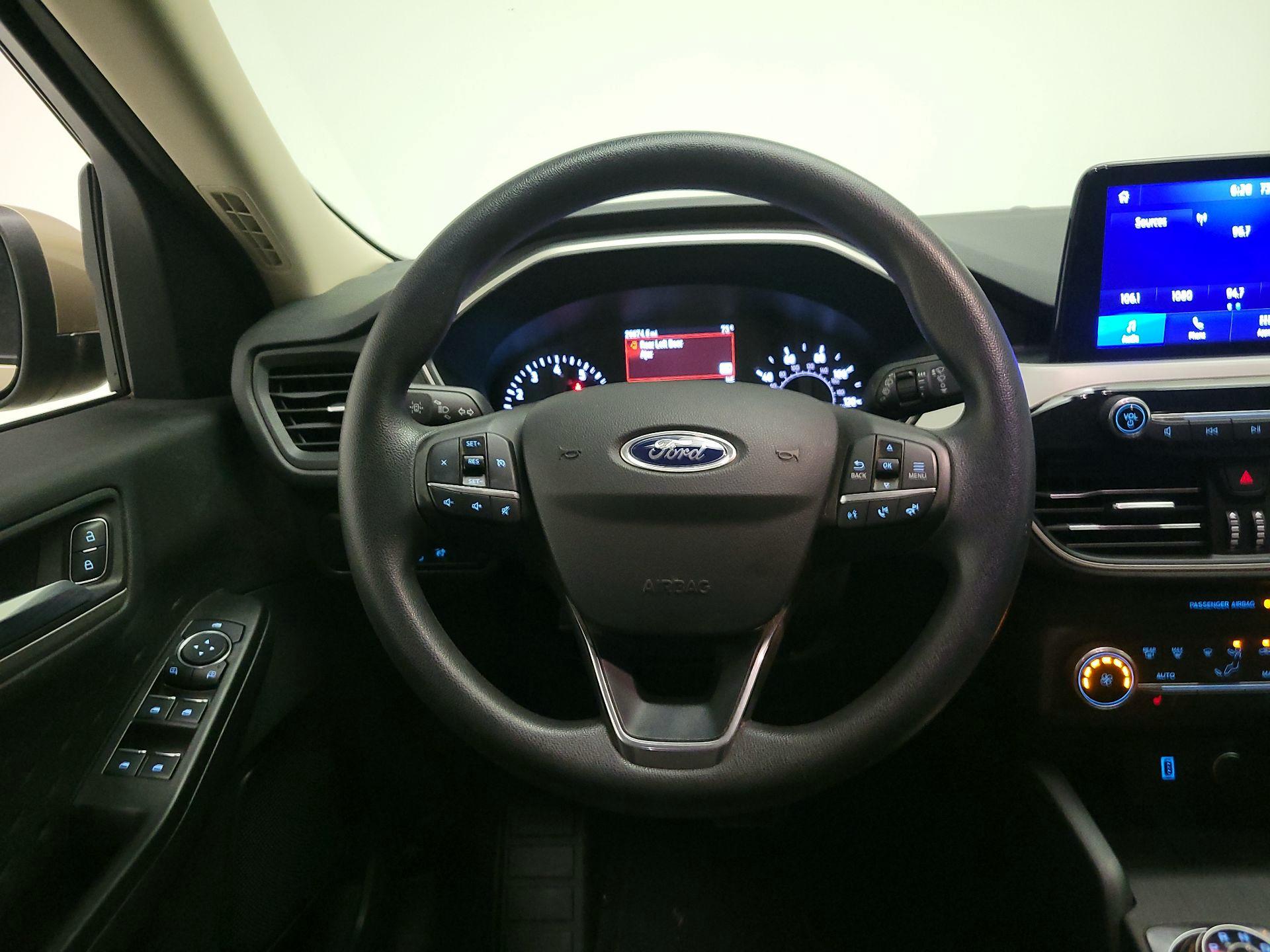 Thumbnail: 2020 Ford Escape - 10