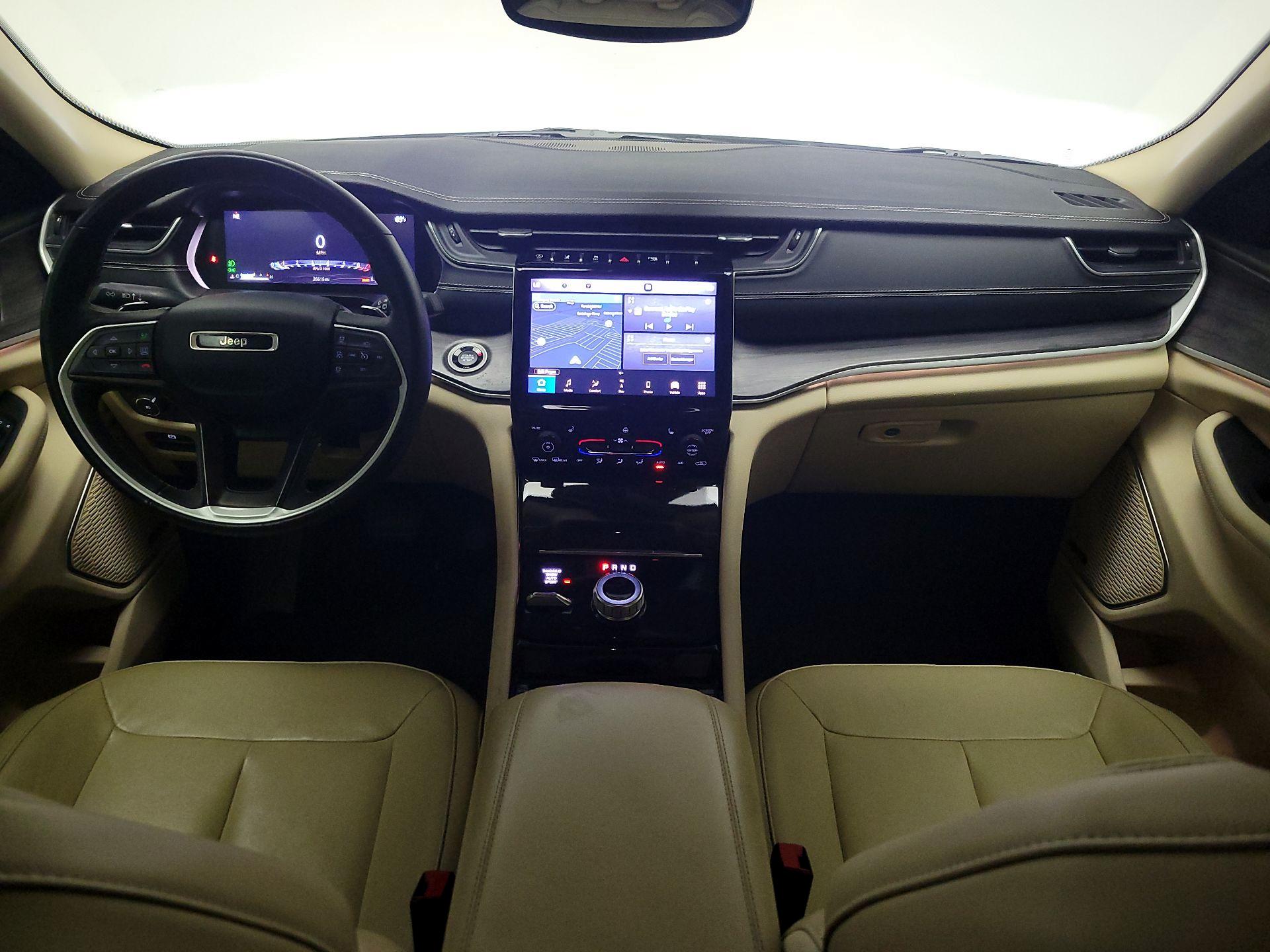 Thumbnail: 2022 Jeep Grand Cherokee L - 9