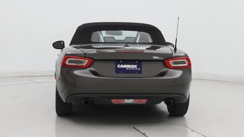 2018 Fiat 124 Spider Lusso 6