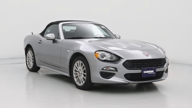 2017 Fiat 124 Spider Classica Hero Image