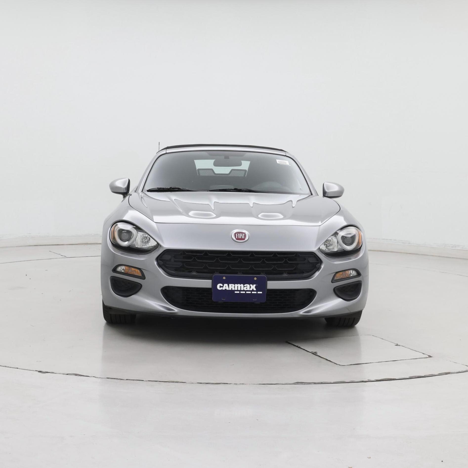 Thumbnail: 2017 Fiat 124 Spider - 5