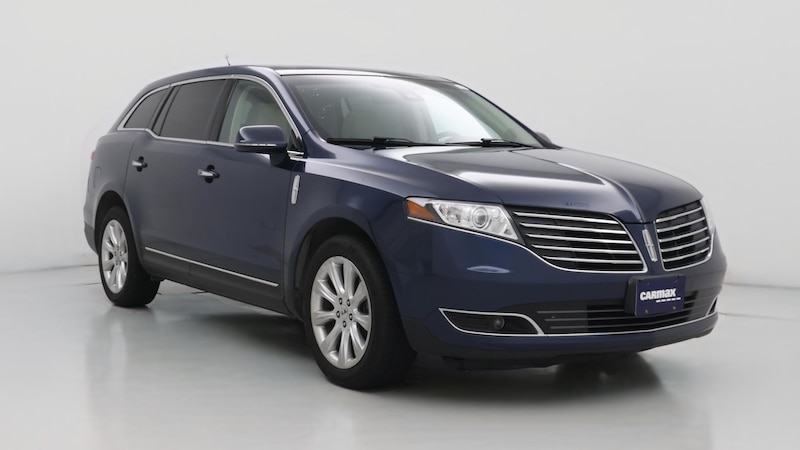 2017 Lincoln MKT  Hero Image