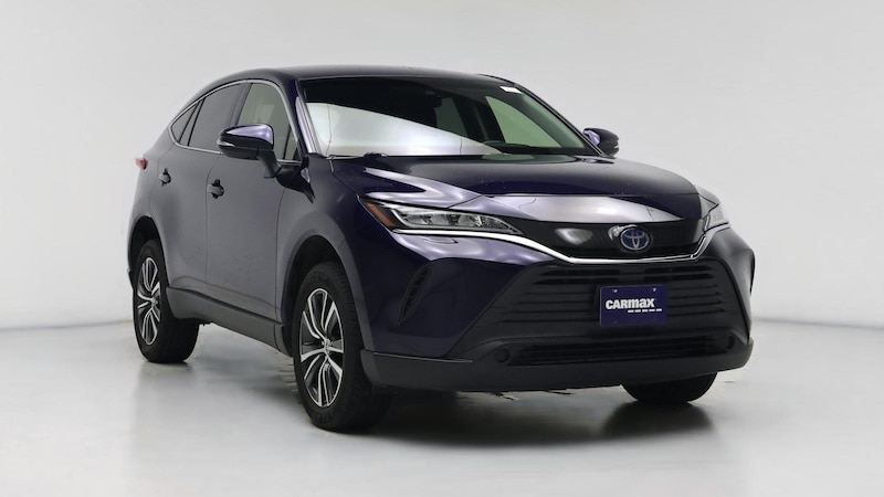 2022 Toyota Venza LE Hero Image